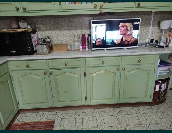 Vendo móveis de cozinha em perfeitas condições .