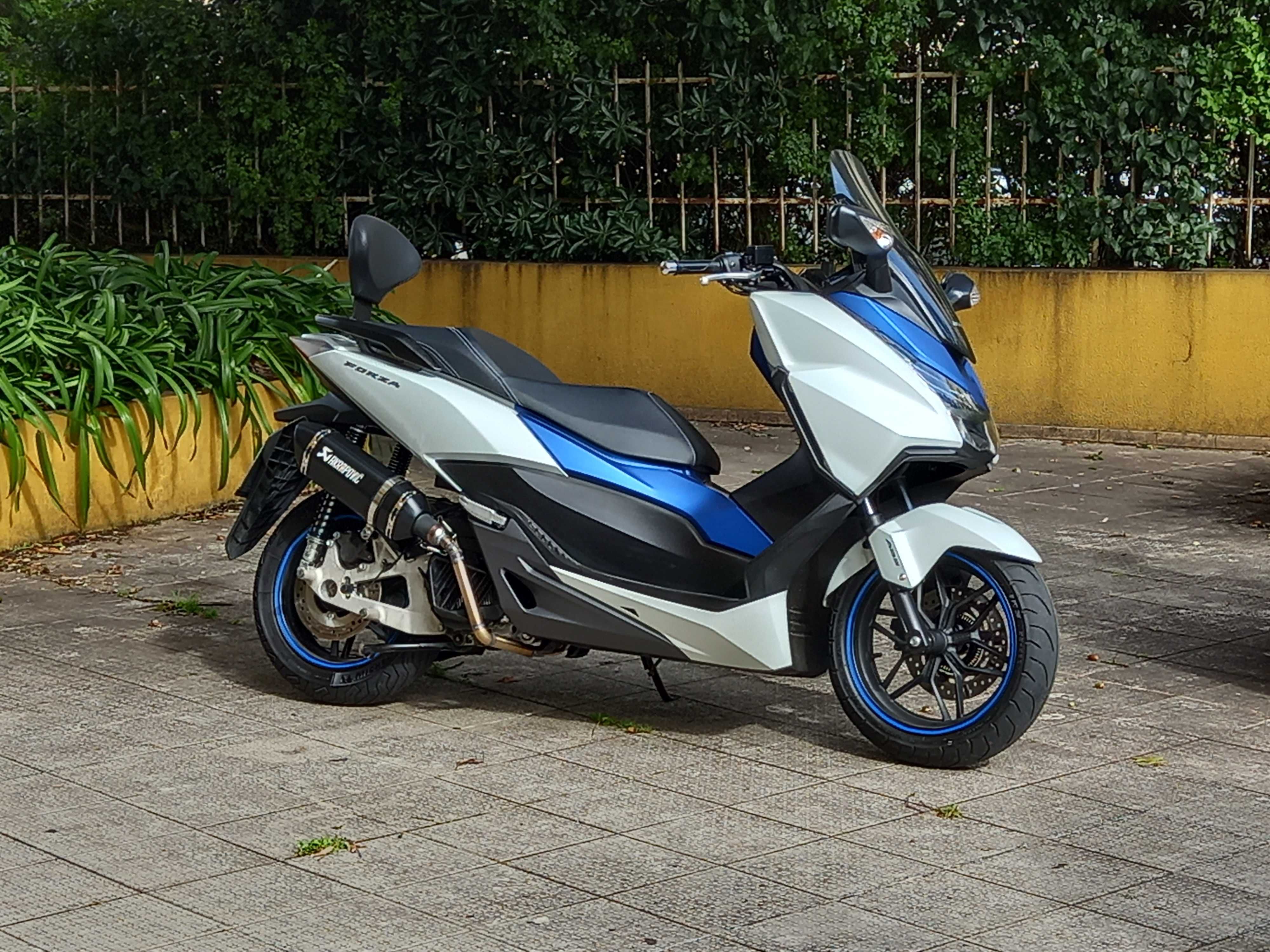 Honda forza 125 branco perola