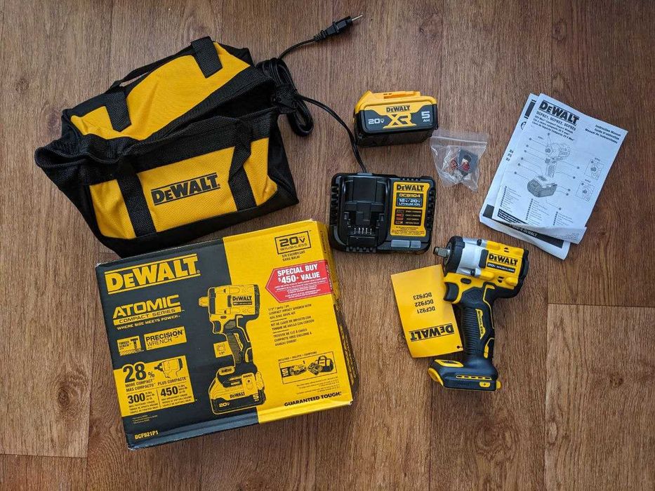 Аккумуляторный гайковерт Dewalt DCF92P1 5 Ач 20V заводской комплект