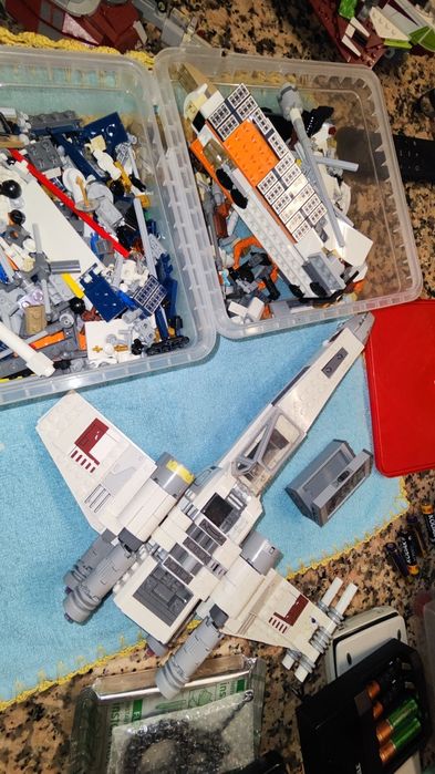75333 X wing Luke incompleto