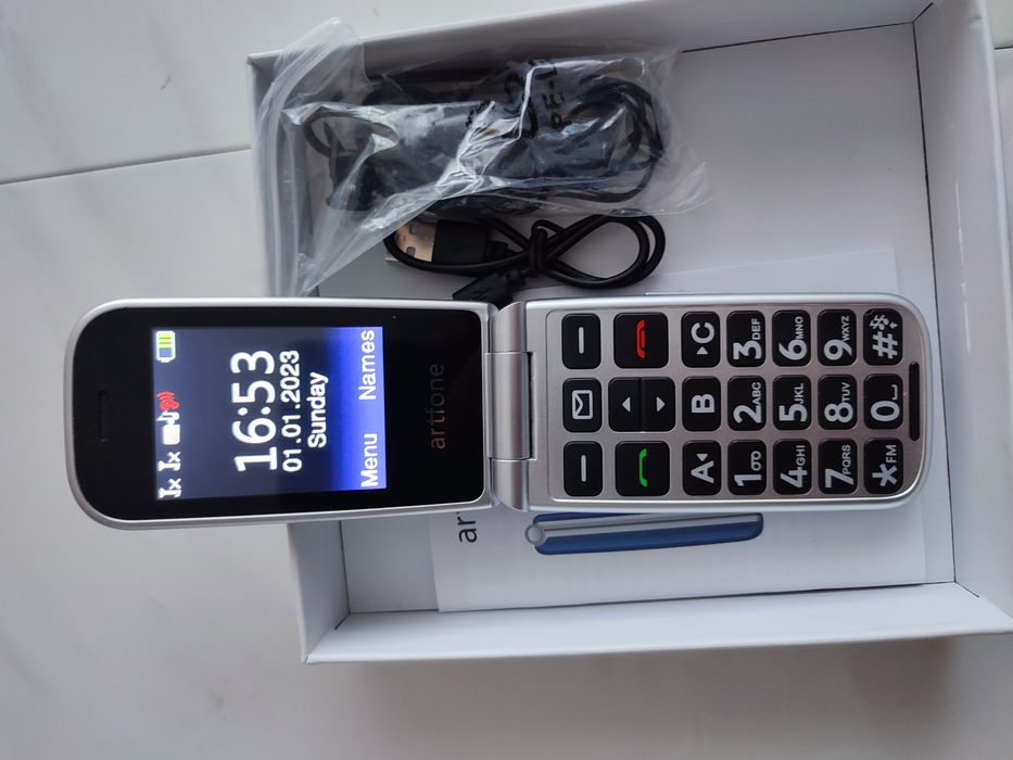 Кнопковий мобільний телефон Artfone F20 розкладачка (кнопка SOS) Blue