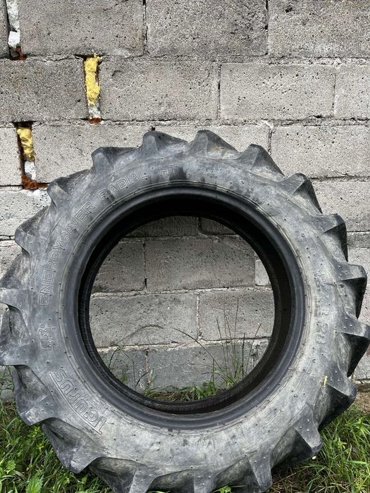 Opona Taurus 12.4 R28