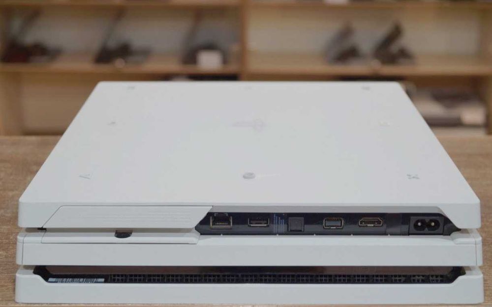 ГАРАНТІЯ Ігрова консоль Sony PlayStation 4 PRO White 1TB TVOYO