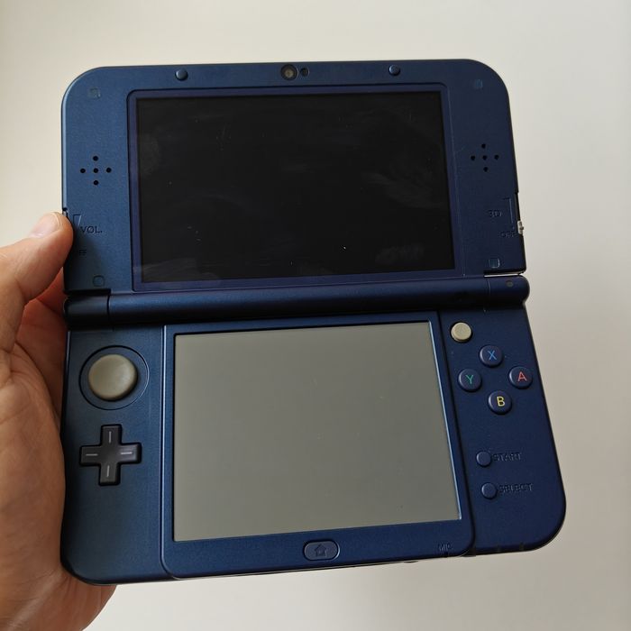 New Nintendo 3DS XL(LL) IPS - кастом Galaxy Edition