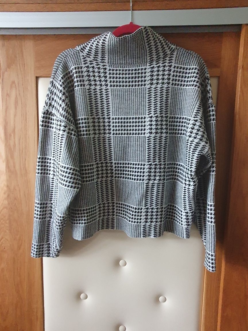 Krótki sweter, półgolf, pepitka, Reserved, L