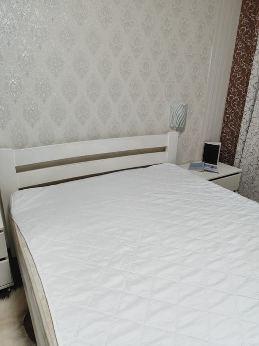 Ліжко двоспальне