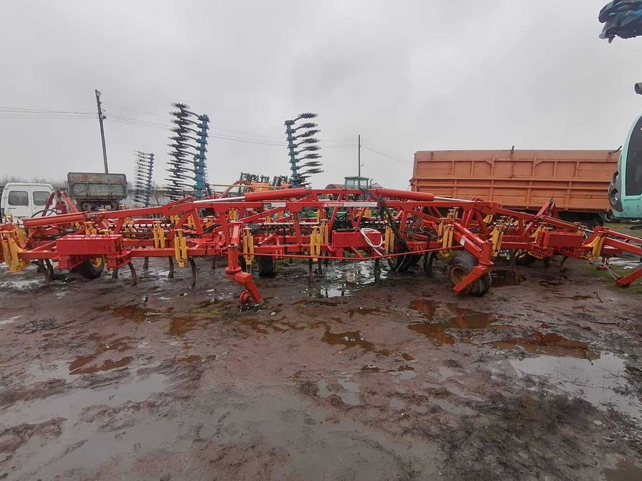 Сівалка-культиватор Bourgault-18