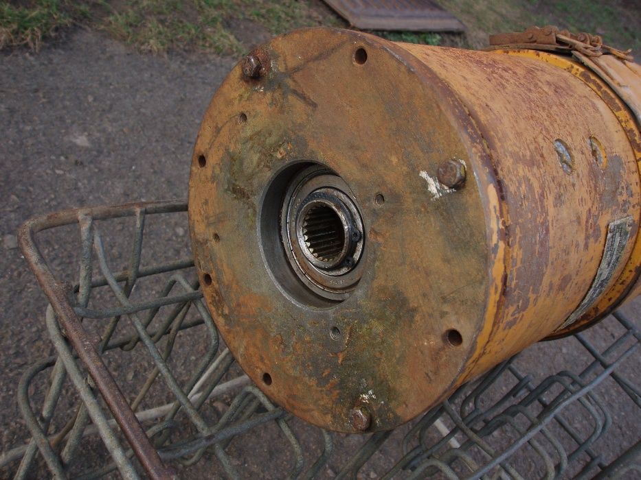 Электродвигатель постоянного тока электропогрузчика тип ДК 4/22/28