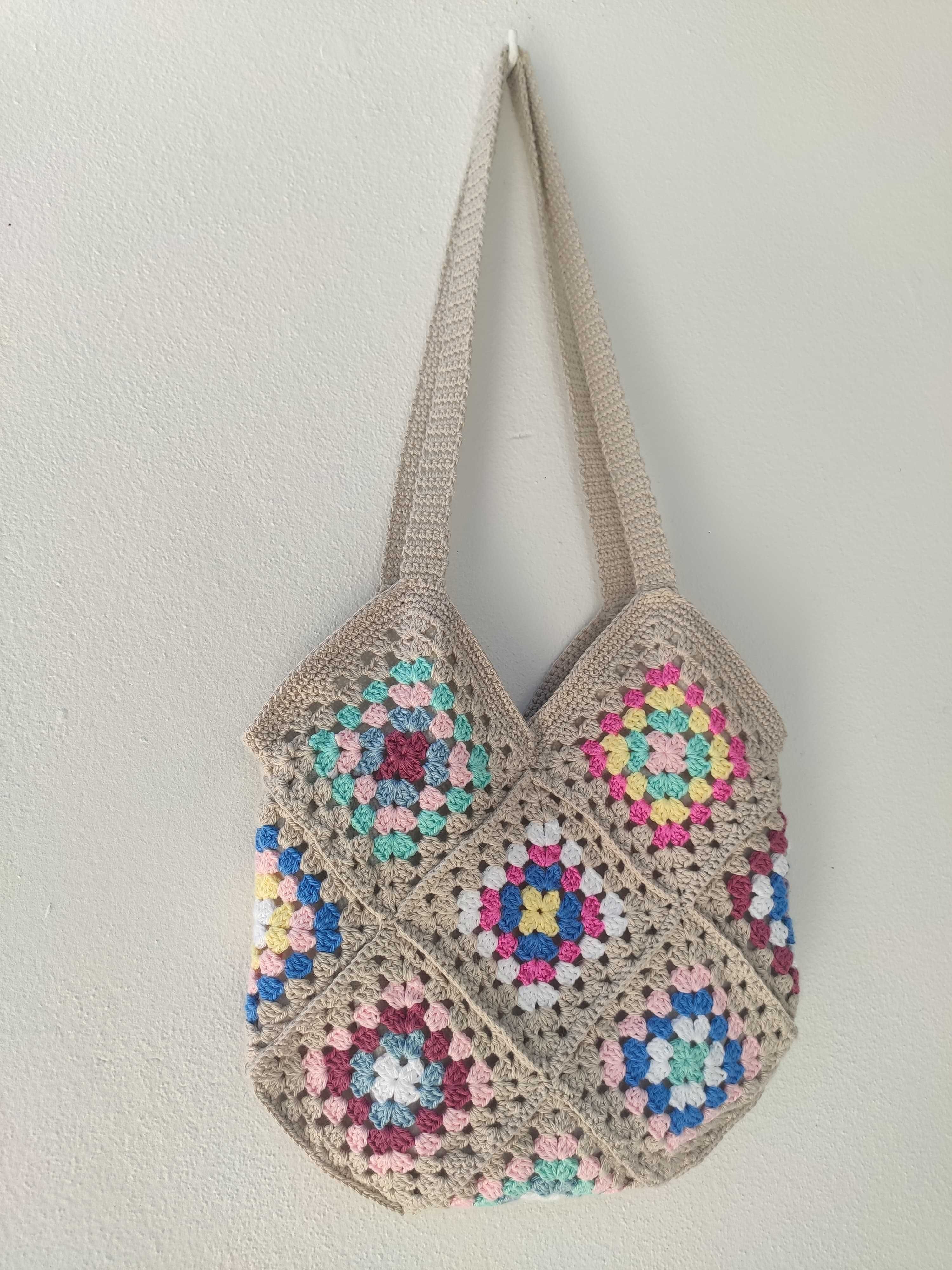 Saco em tricot, forrado com bolso