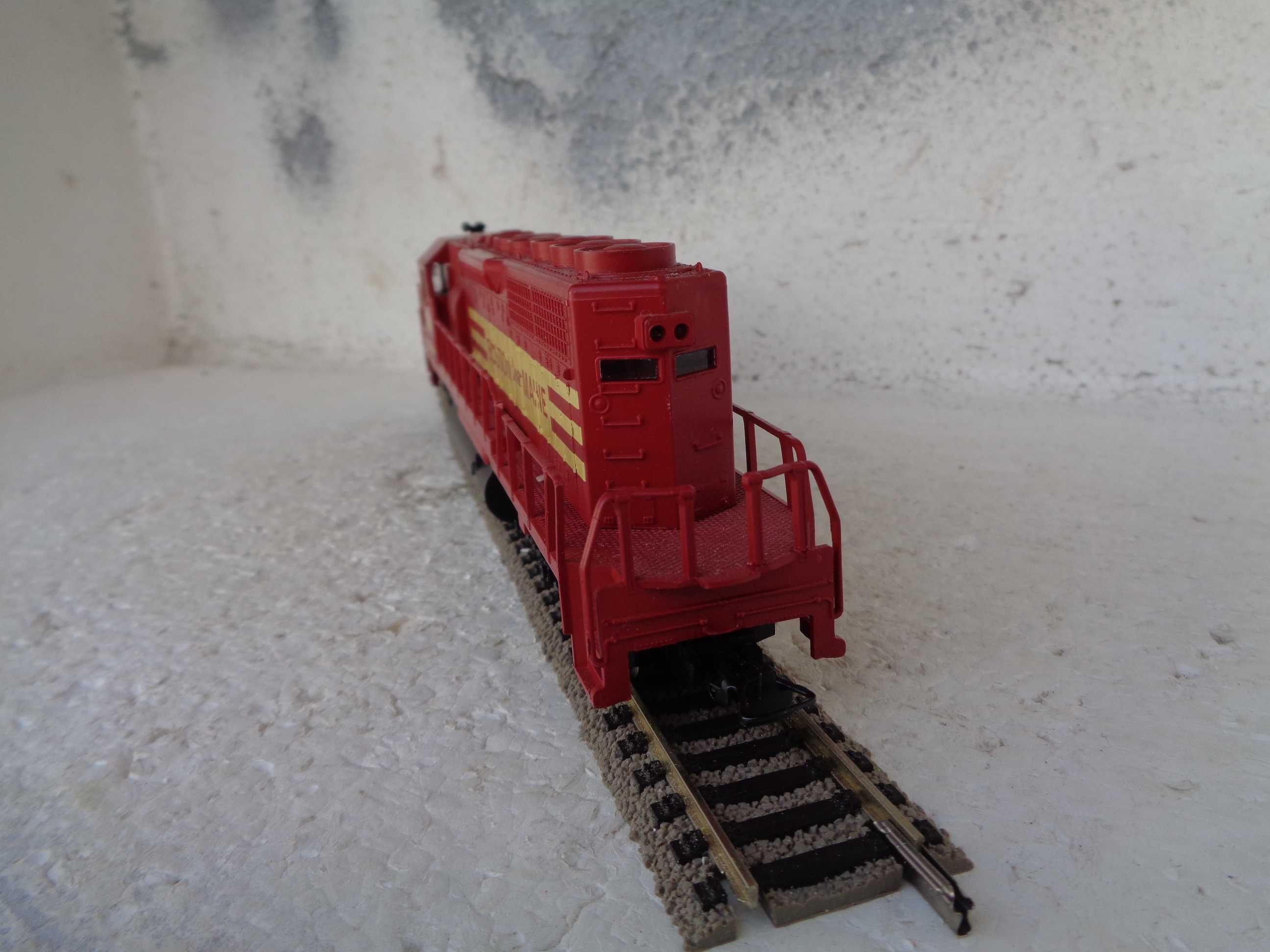 1:87 Mehano Locomotiva Boston and Maine potente comboio
