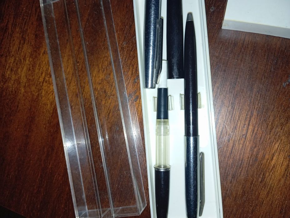 Набор ручек новое времен СССР,