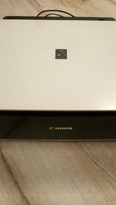 Drukarka Canon ze skanerem