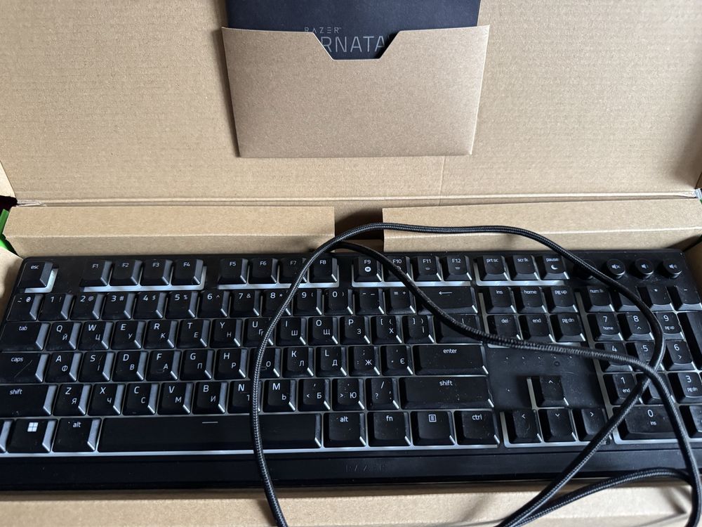 Клавіатура Razer ornata v3