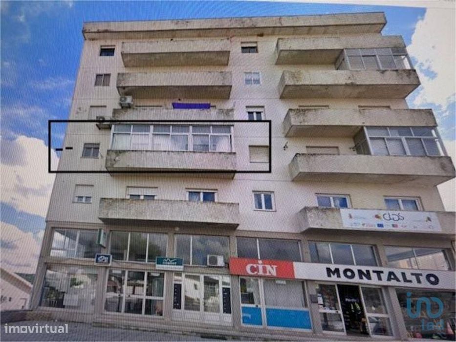 Apartamento T2 em Mogadouro, Valverde, Vale de Porco e Vilar de Rei de