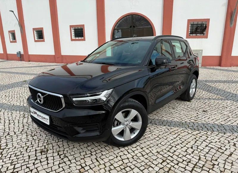 Volvo XC 40 2.0 D3 Momentum Core