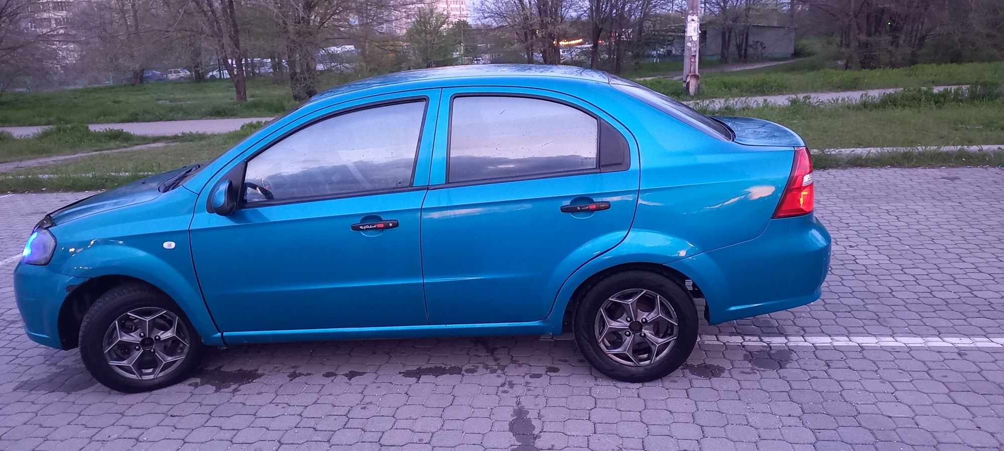 Срочно Chevrolet aveo