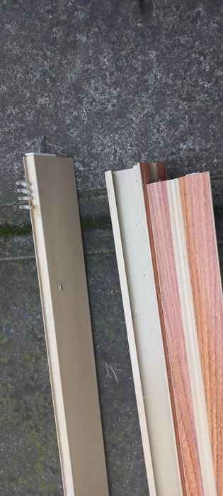 Карнизи і комплектуючі до них