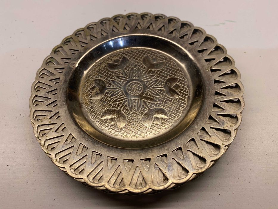 podstawki , podkładki ,talerzyki pod szklanki PRL chrom metal PIĘKNE