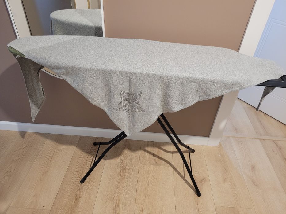 Chusta wełniana z domieszką kaszmiru firmy cassani