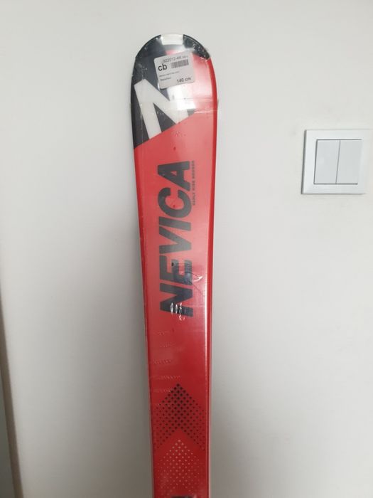 Nevica 140 cm narty unisex z wiazaniami