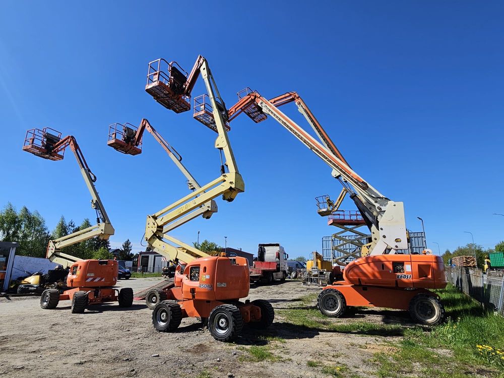 Wynajem podnosnika teleskopowo przegobowego jlg 600