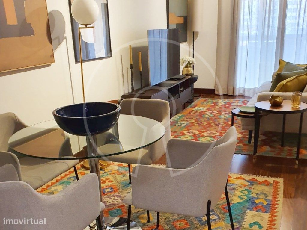 Apartamento T1 no emblemático Edificio Atrium em Cascais