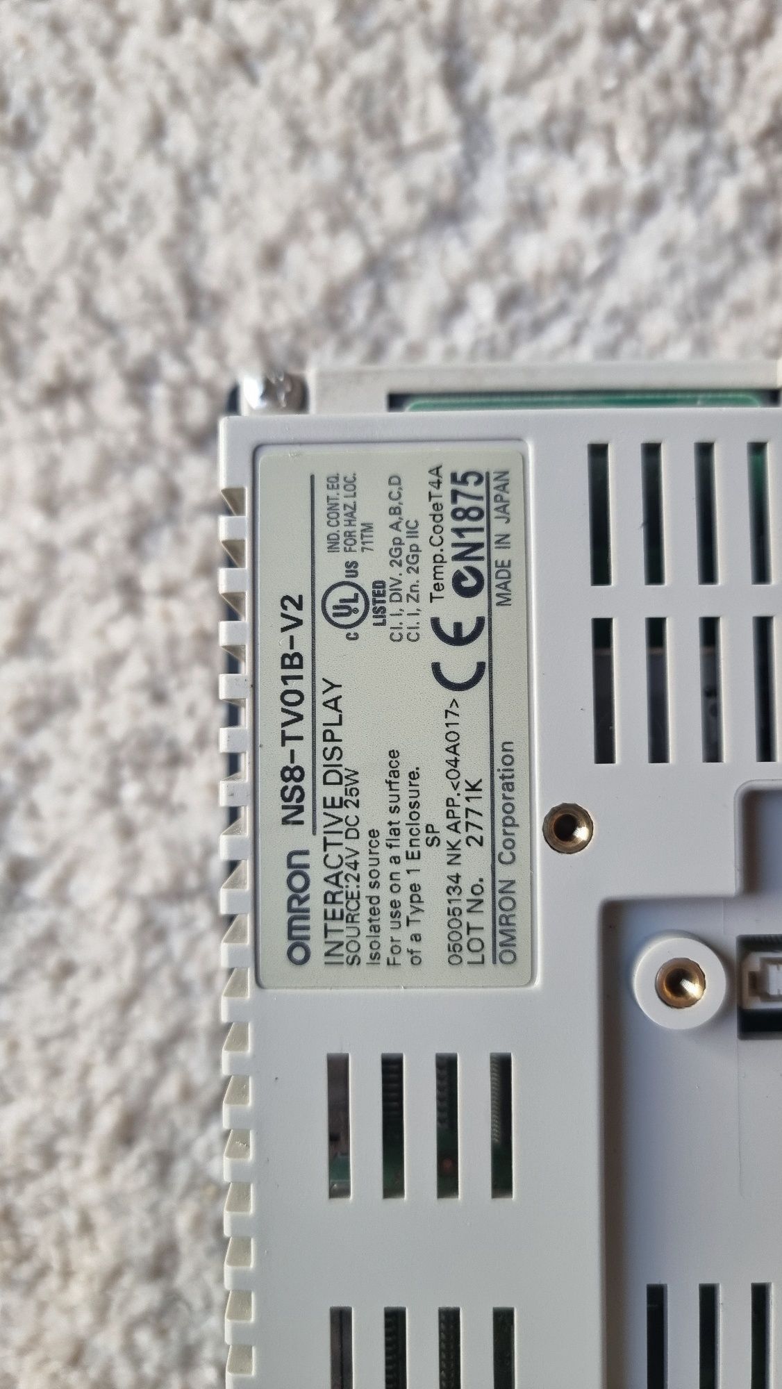 Omron HMI NS8-TV01B-V2