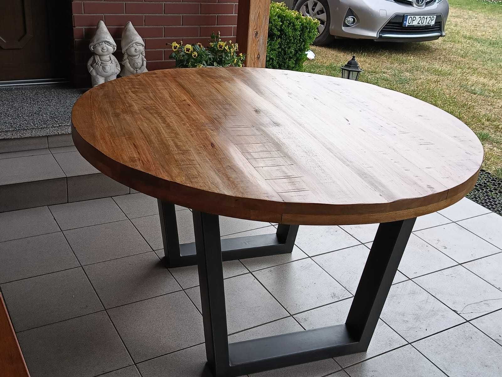 Stół okrągły z litego drewna