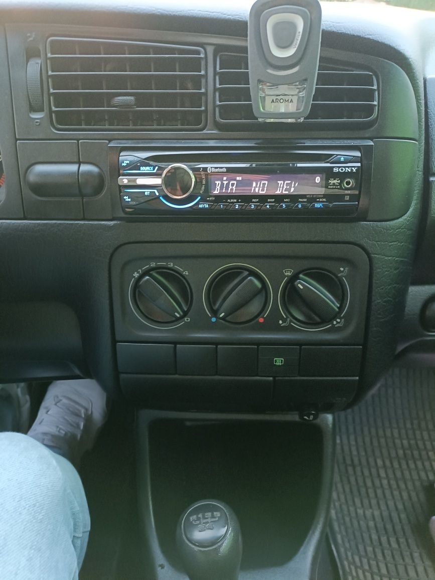 VW golf 3 1.8 stan bdb mały przebieg