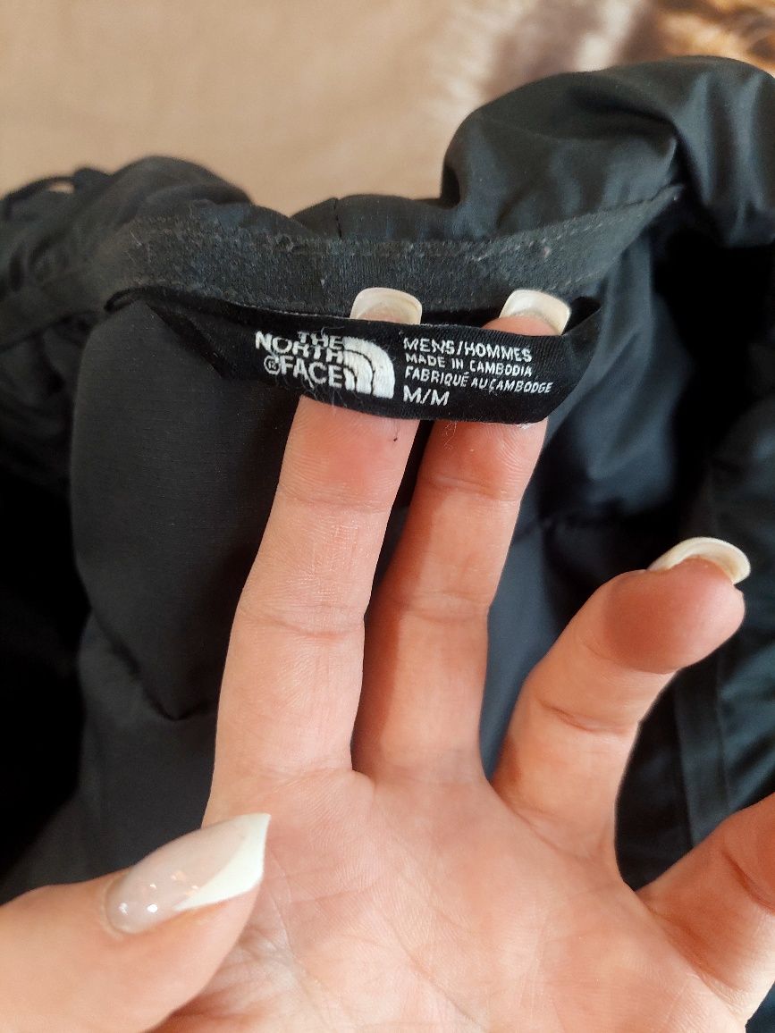 Микропуховик  The North Face оригинал,размер М