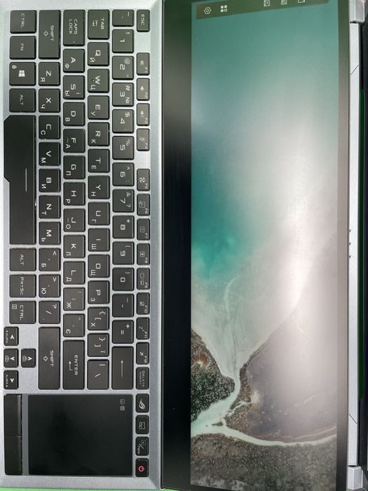 ASUS ROG Zephyrus Duo 15 – Два екрани! i7-10875H / RTX 2070 Super/32Gb