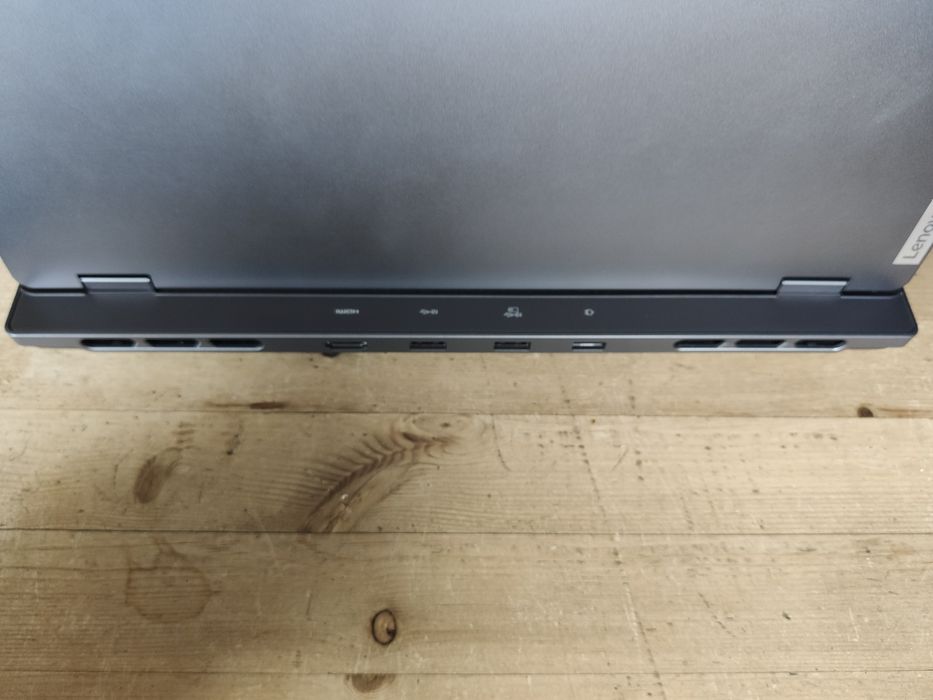 Lenovo Legion Slim-5-14APH8 120-Hz 2.8K-OLED