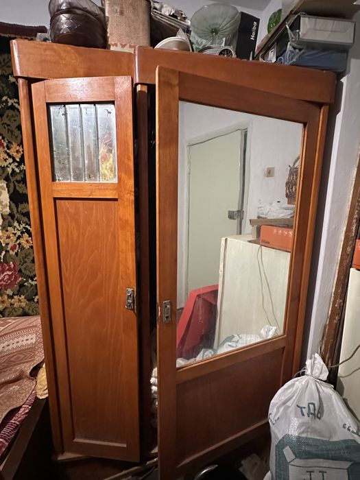 Продаю старую мебель