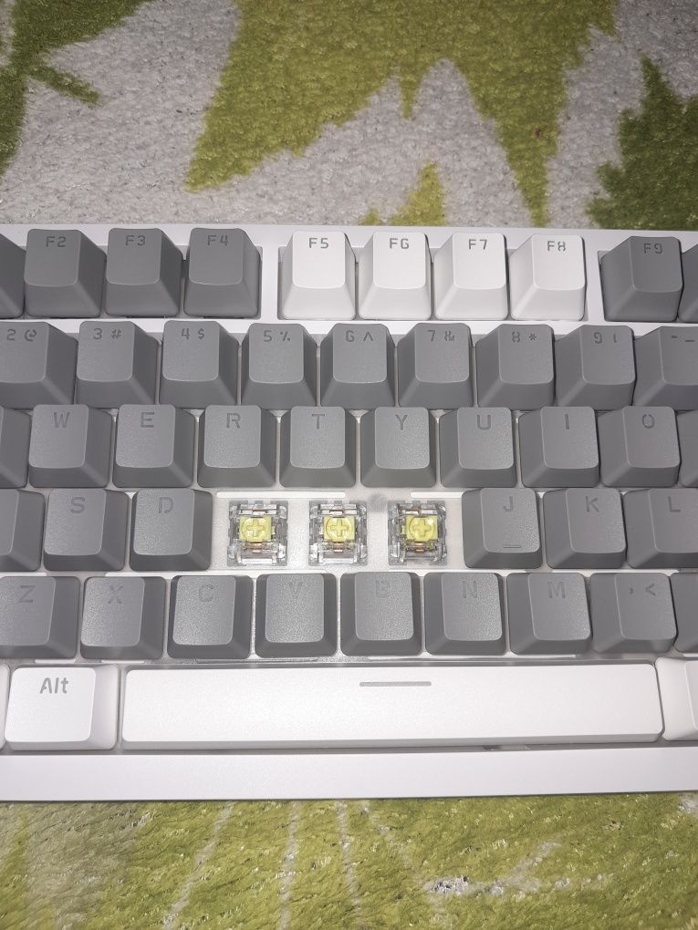 Продам клавіатуру Ajazz ak820