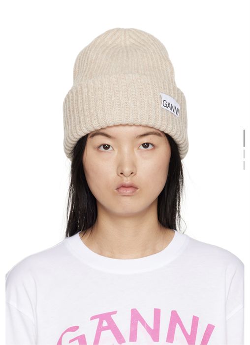 Новая шерстяная шапка Ganni