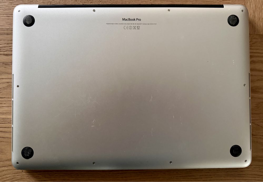 MacBook Pro A1398/late2013/i7/2.0GHz/8GB/128GB/15.4