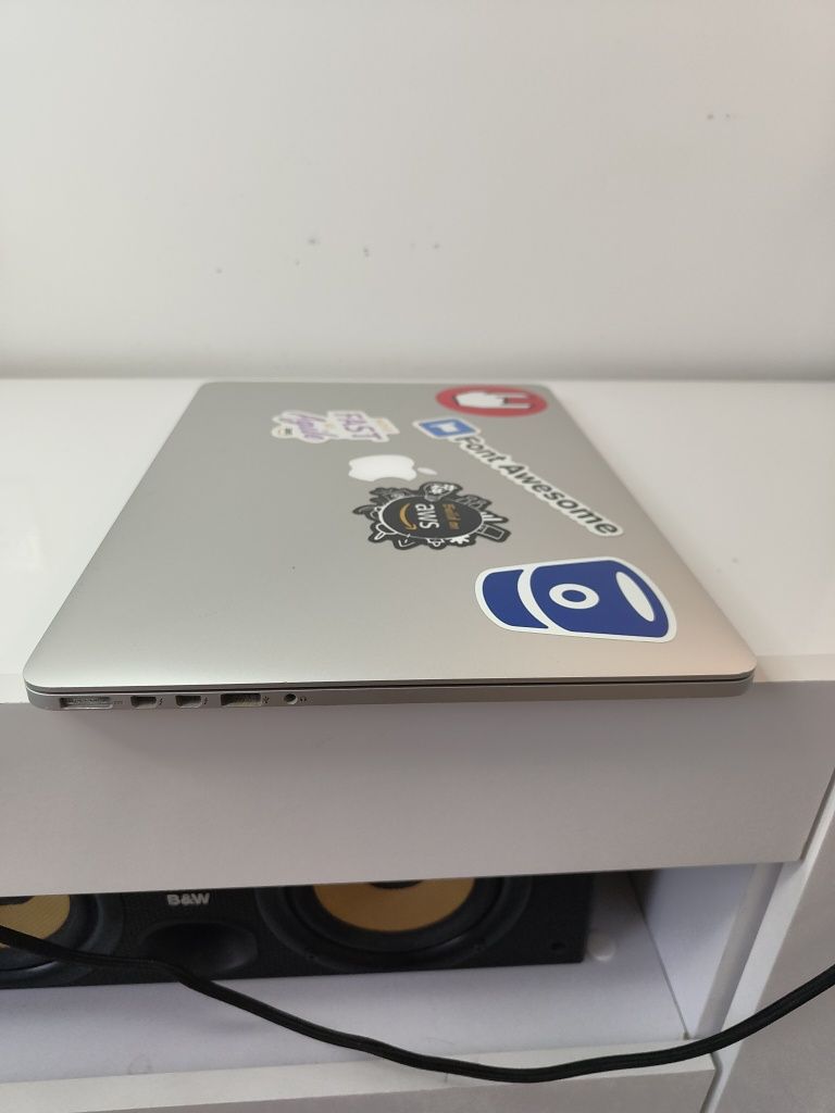 Ноутбук MacBook pro retina 2015 /i7/16 гб/SSD 256