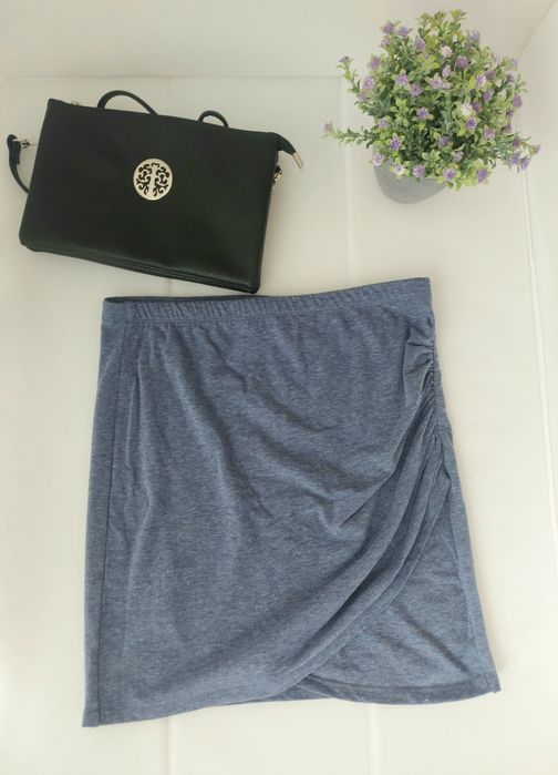 Spódniczka mini świetny stan