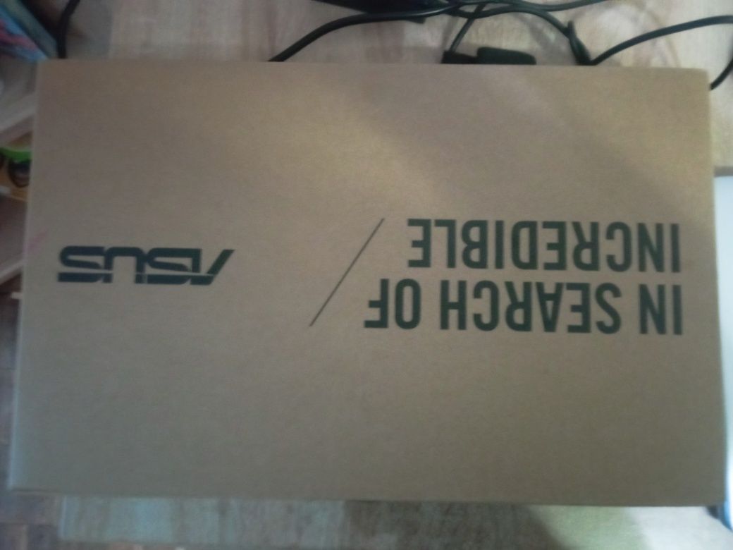 Ноутбук Asus E410