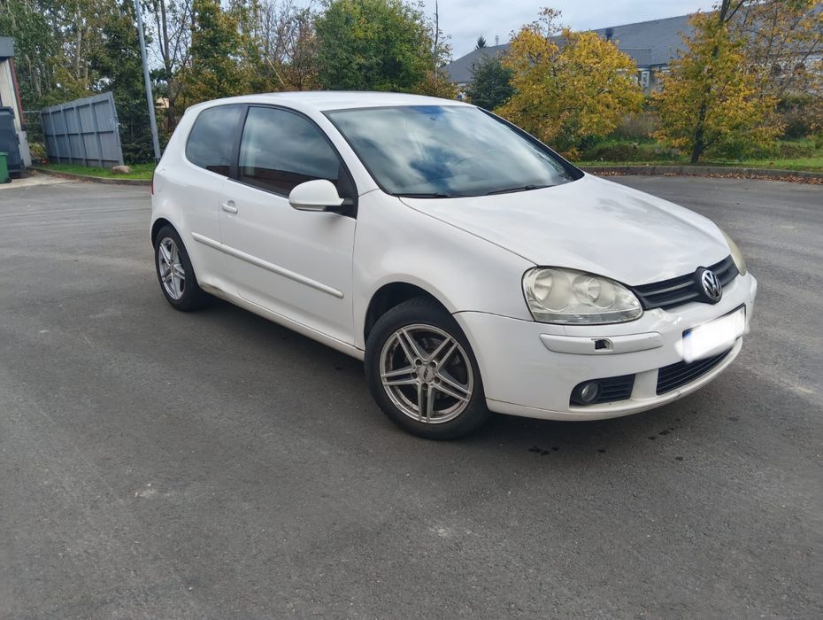 Volkswagen Golf 5 1.4 benzyna