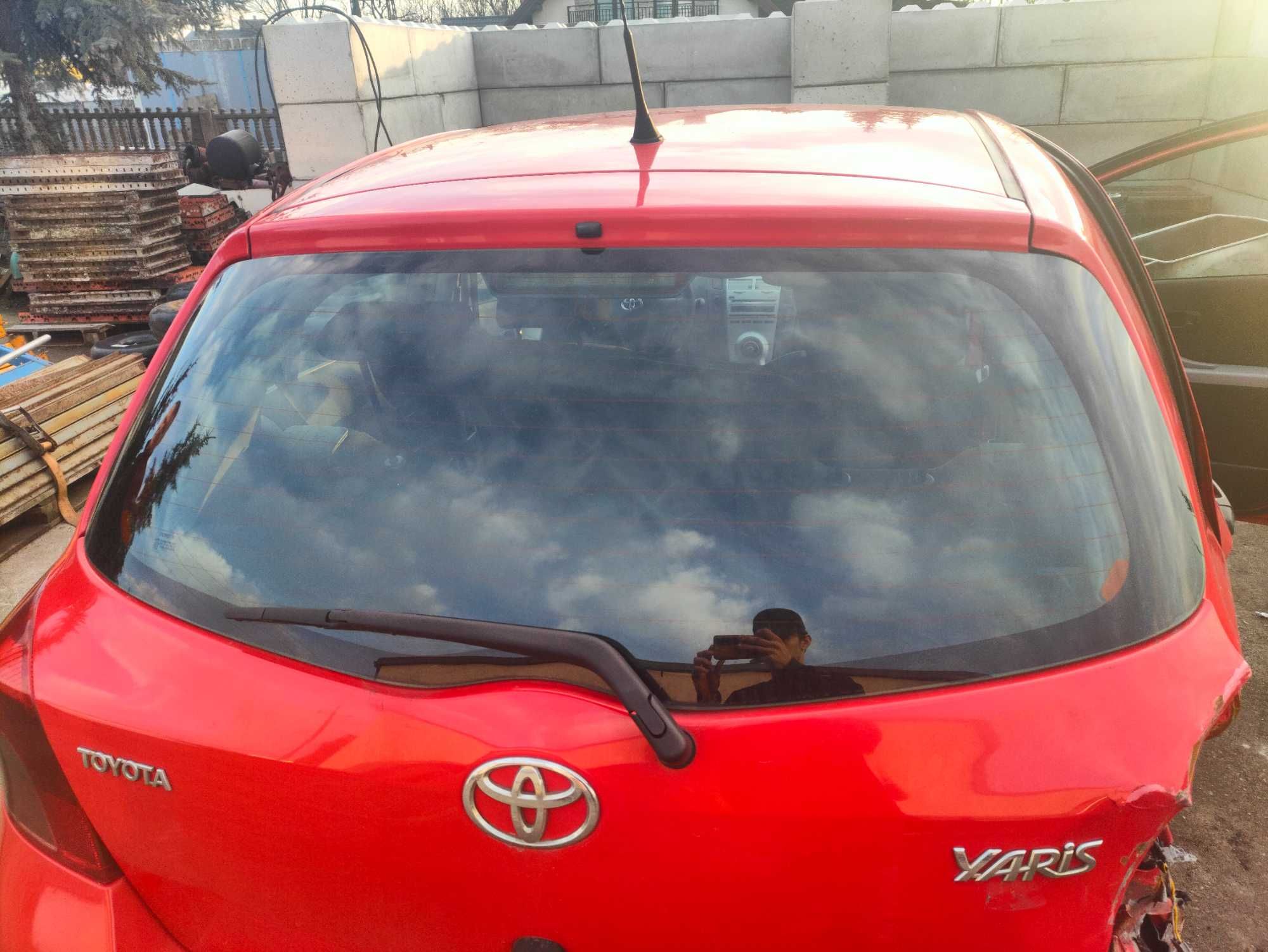 3 Stop Toyota Yaris II