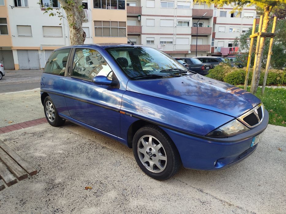 Lancia Y 1.2 i 86cv completamente irrepreensível com apenas 120.000km