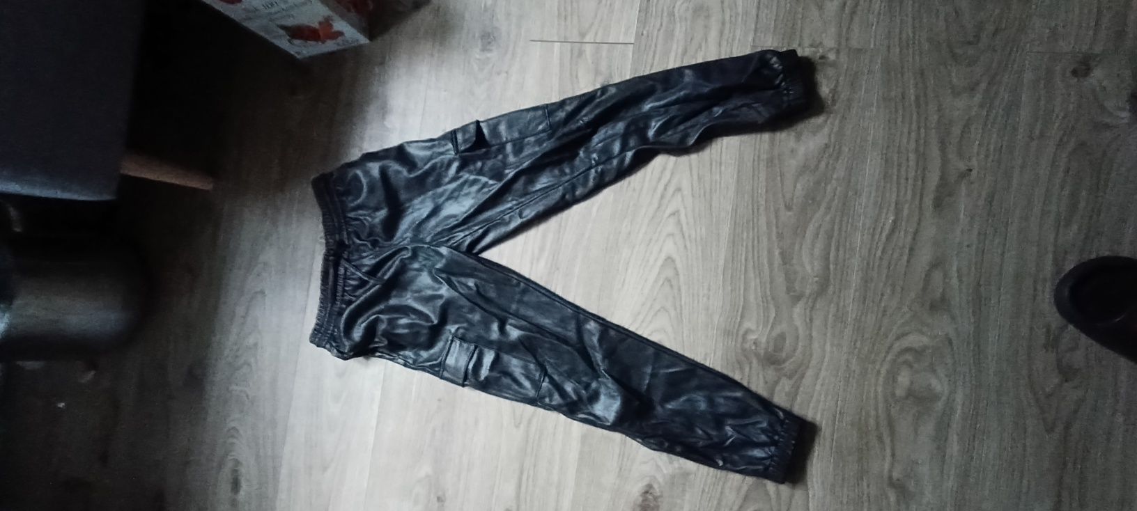 spodnie dziewczynka typu skorka