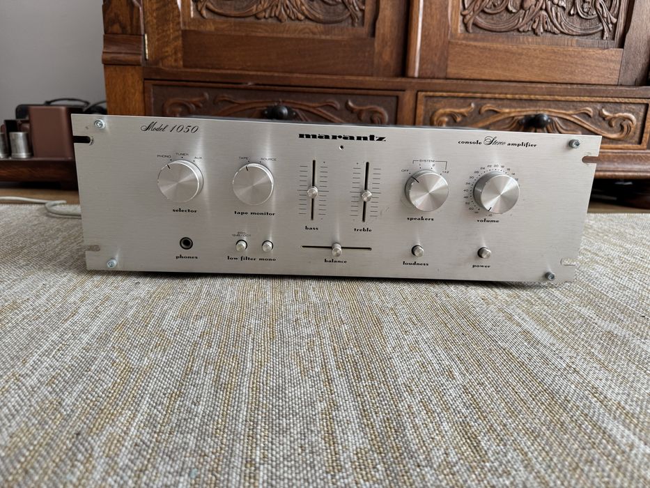 Стерео підсилювач Marantz 1050