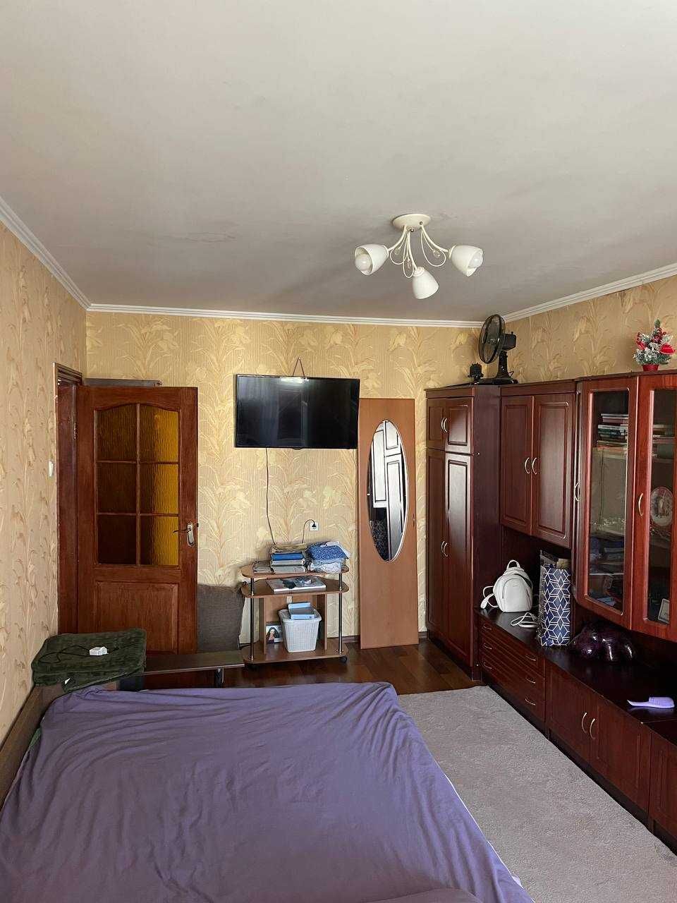 Продам 3-х кімнатну квартиру