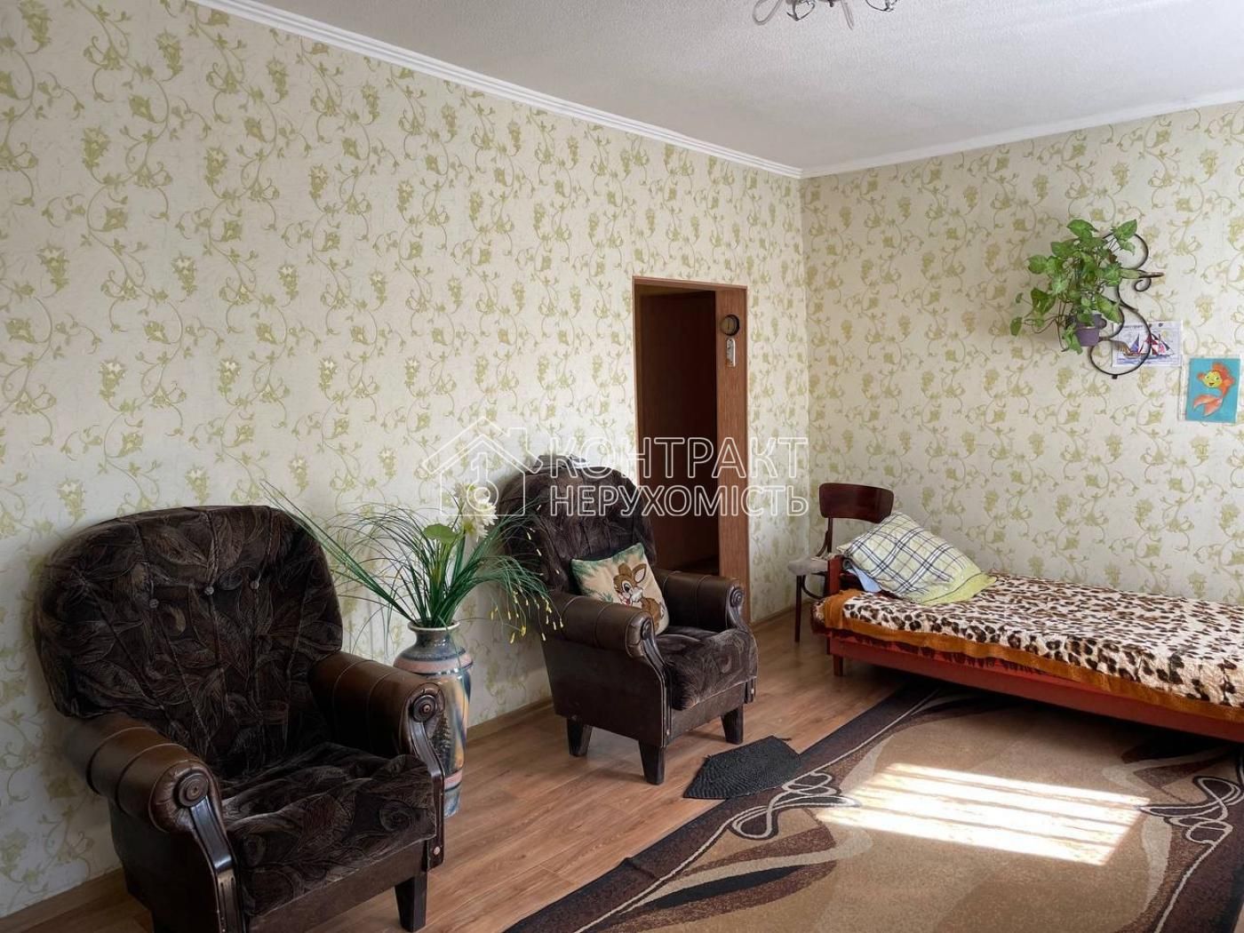 Продается частный дом в районе мю Индустриальная, ул. Затишнянська