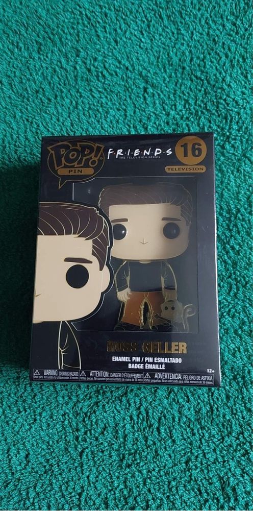 Funko POP! Pins Friends Ross Geller  with Monkey 16