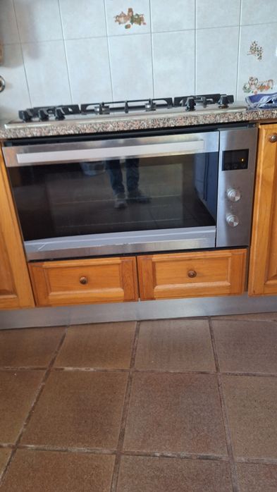 Vendo forno de 90 cm Ariston Hotpoint