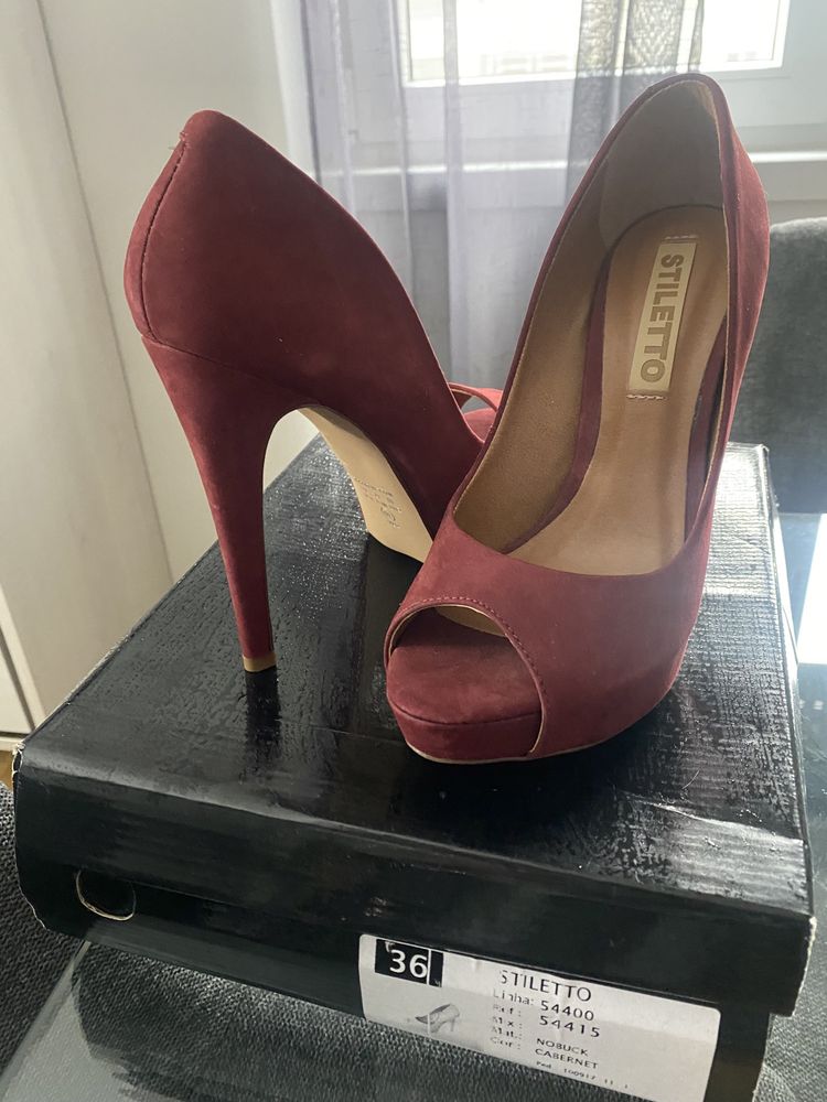 STILETTO Elegantes a preço imperdivel