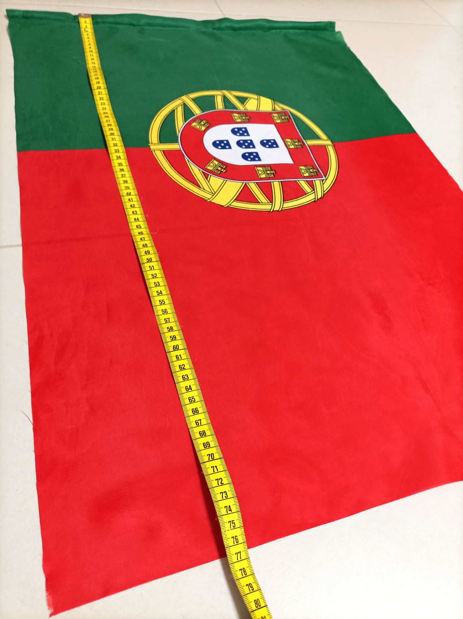 Bandeira de Portugal (tamanho médio)